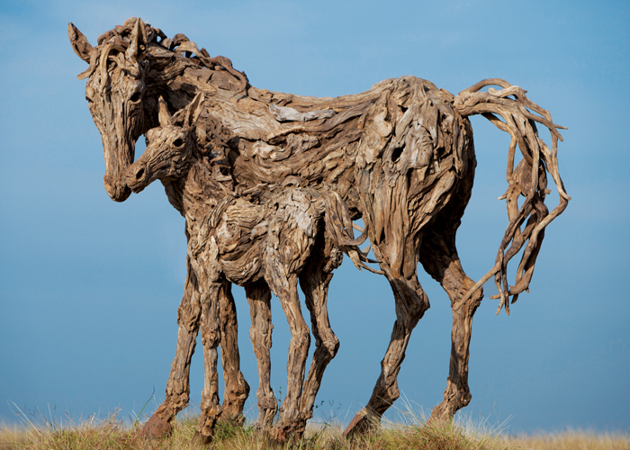 Treibholzskulpturen Pferde von James Doran-Webb